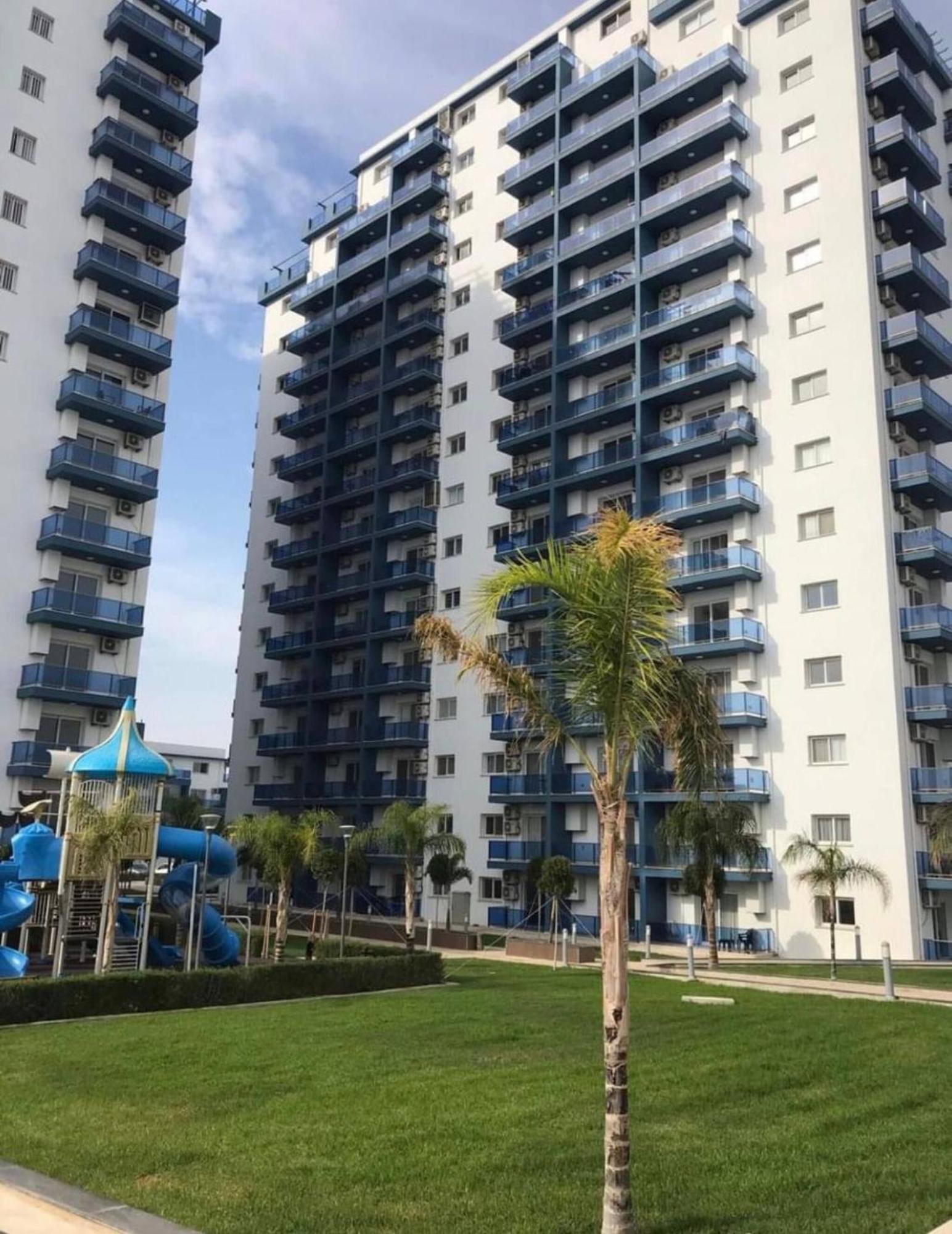 Long With Sea View Apartment